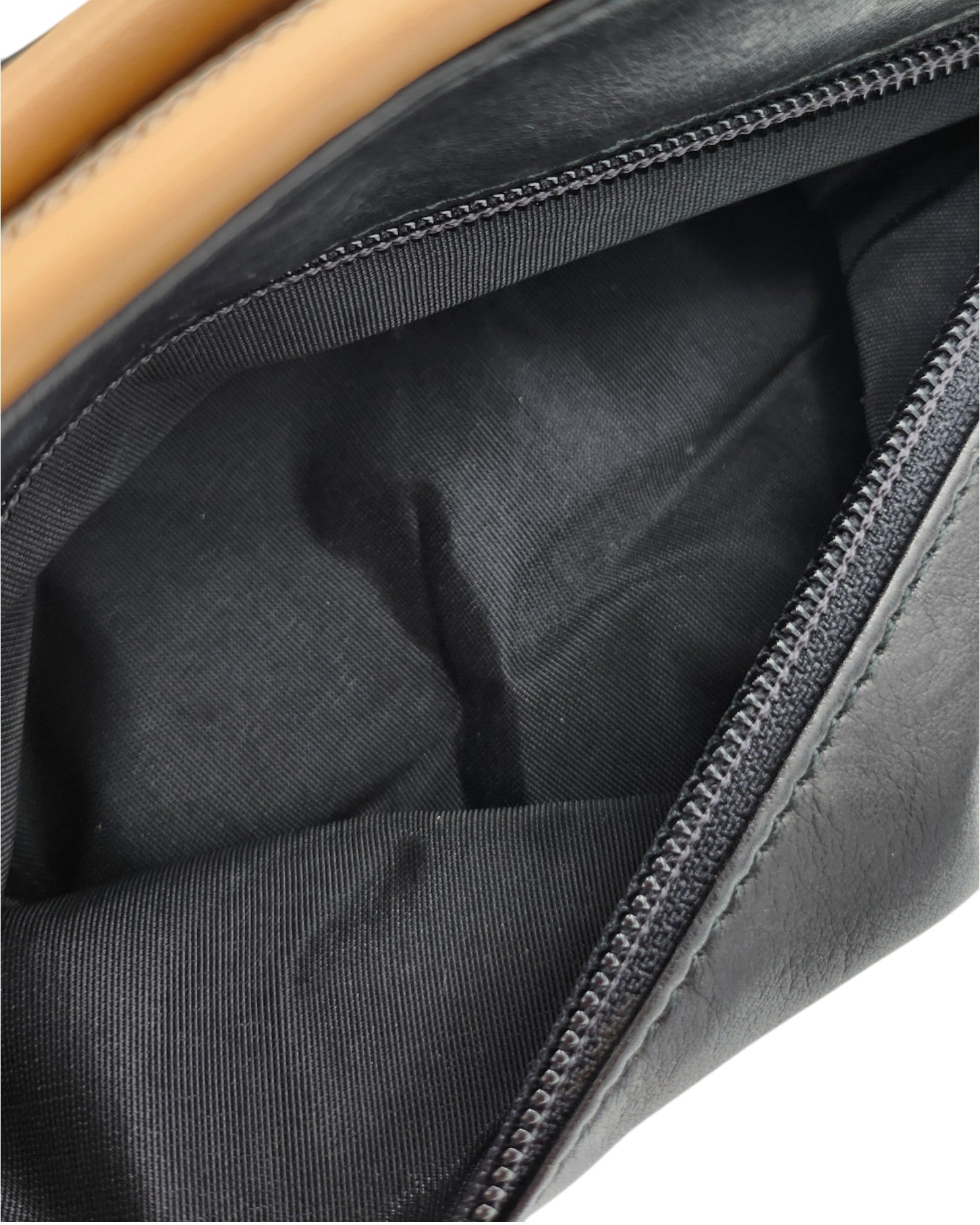 Balenciaga Schultertasche schwarz