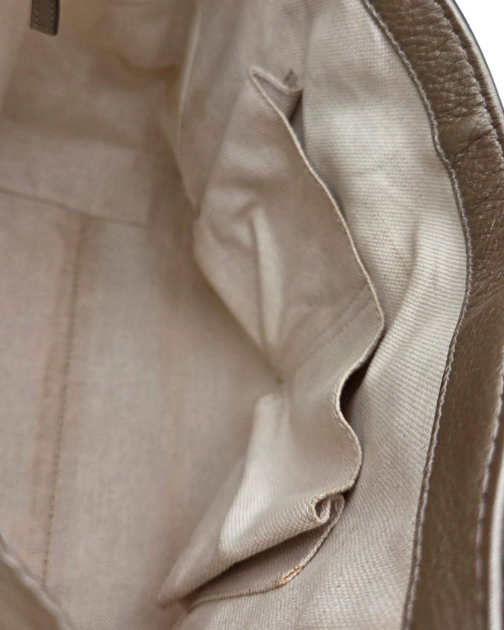 Gucci GG Canvas Bella Schultertasche