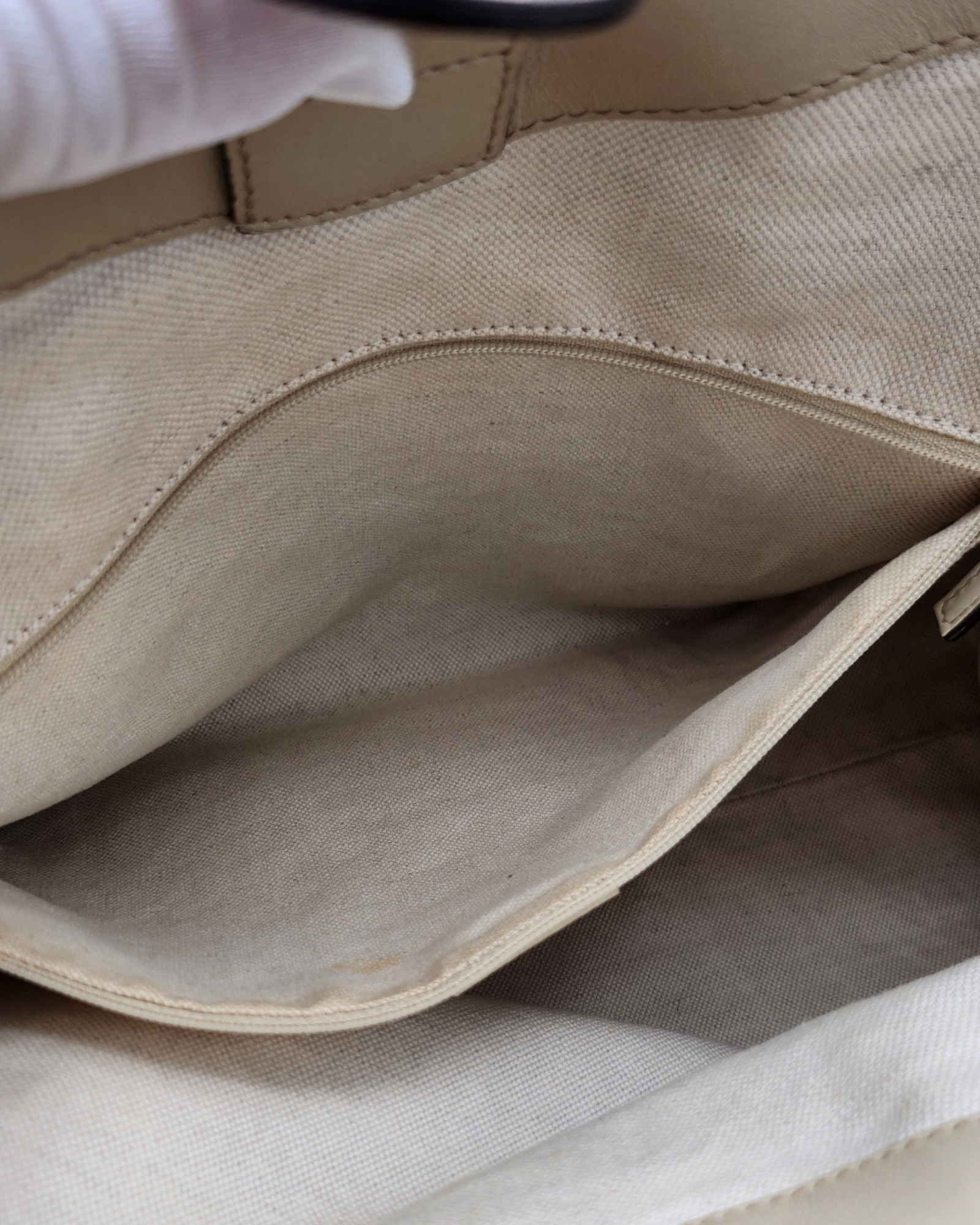 Gucci Sukey Tote Bag