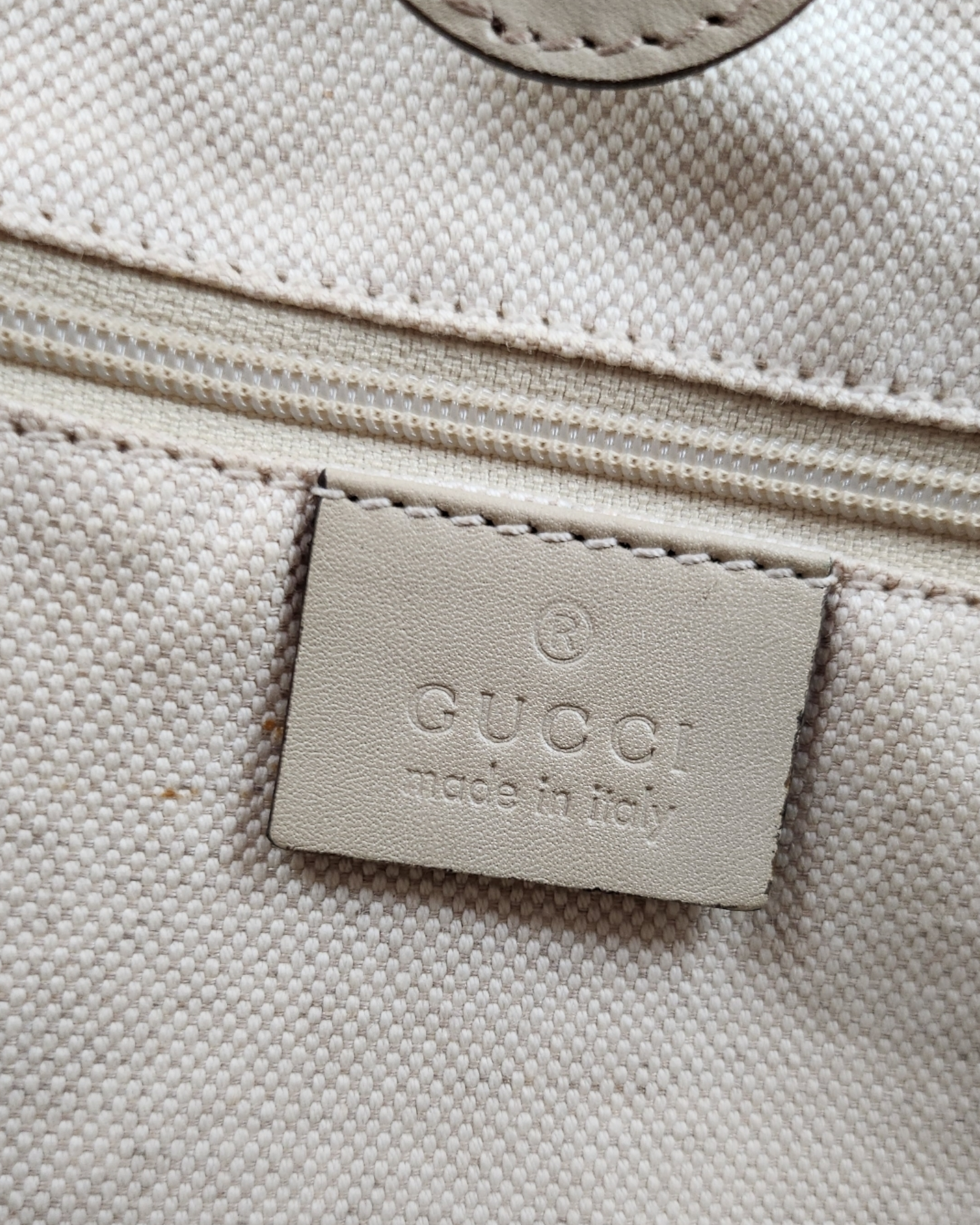 Gucci Sukey Tote Bag