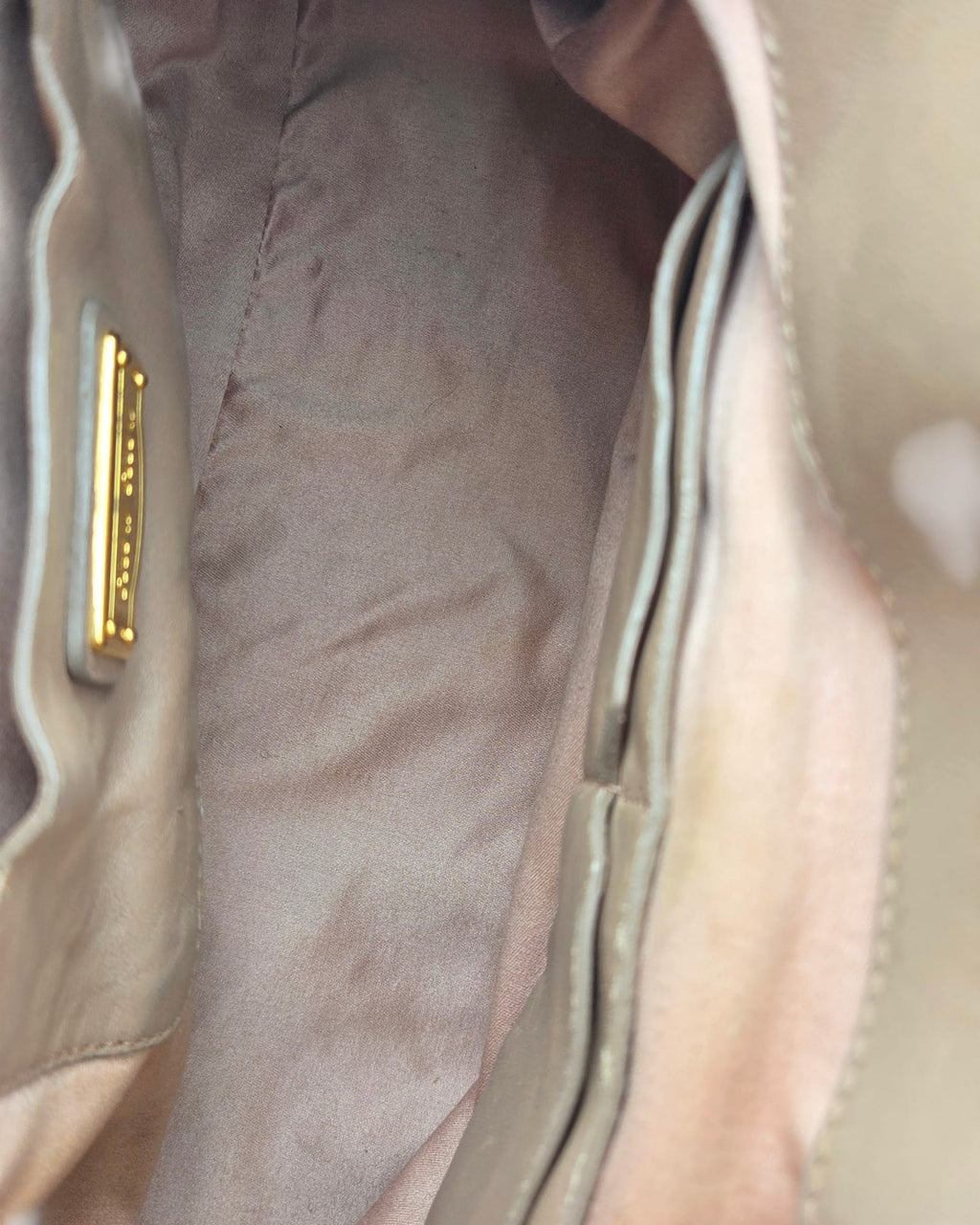 Miu Miu Matelasse Handtasche