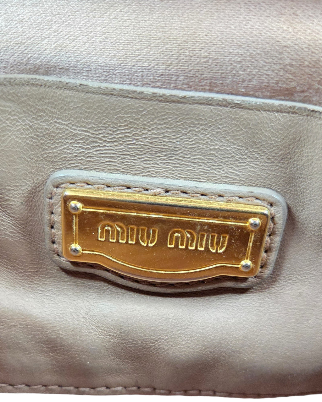Miu Miu Matelasse Handtasche