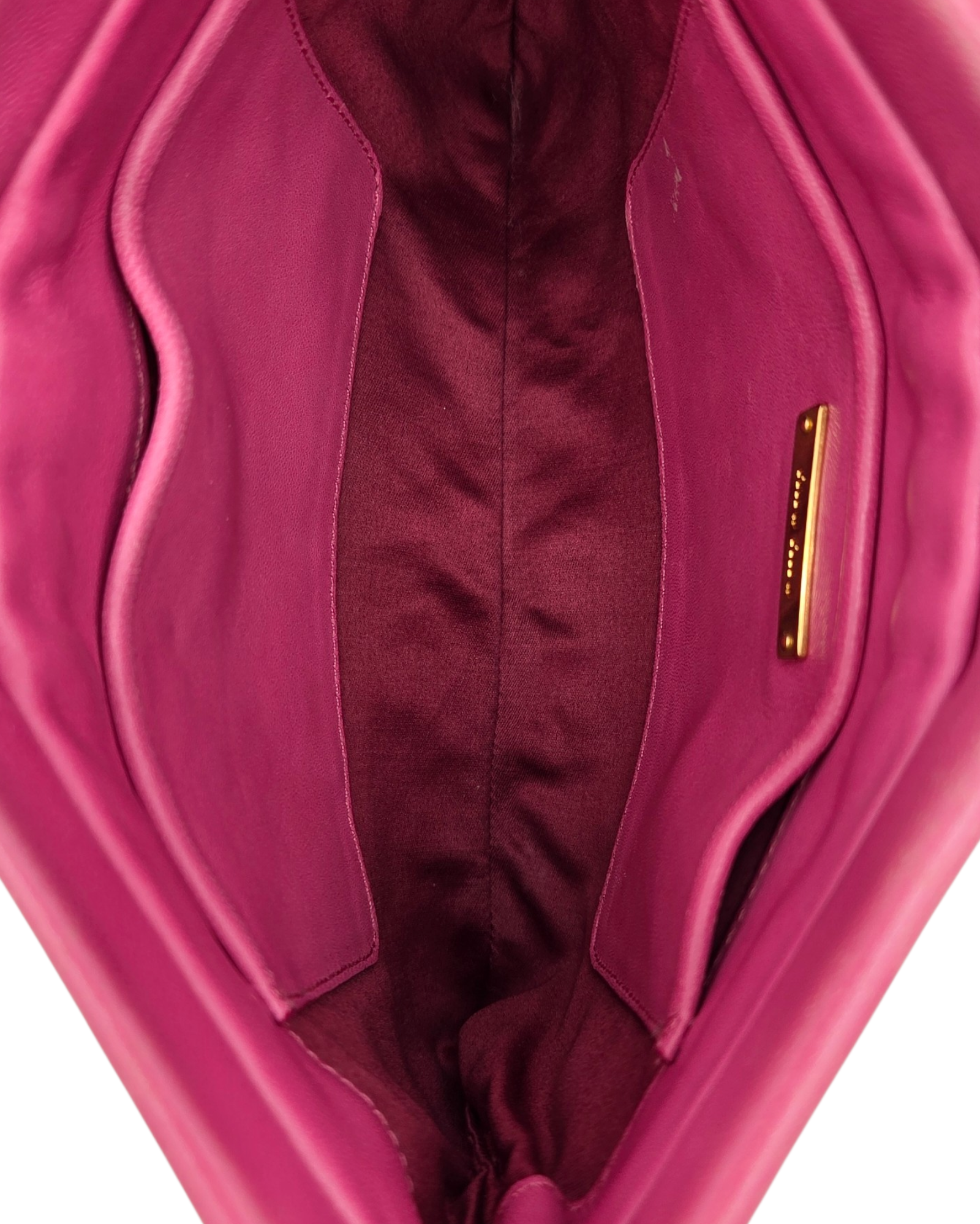 Miu Miu Matelasse Crossbody Tasche Fuchsia