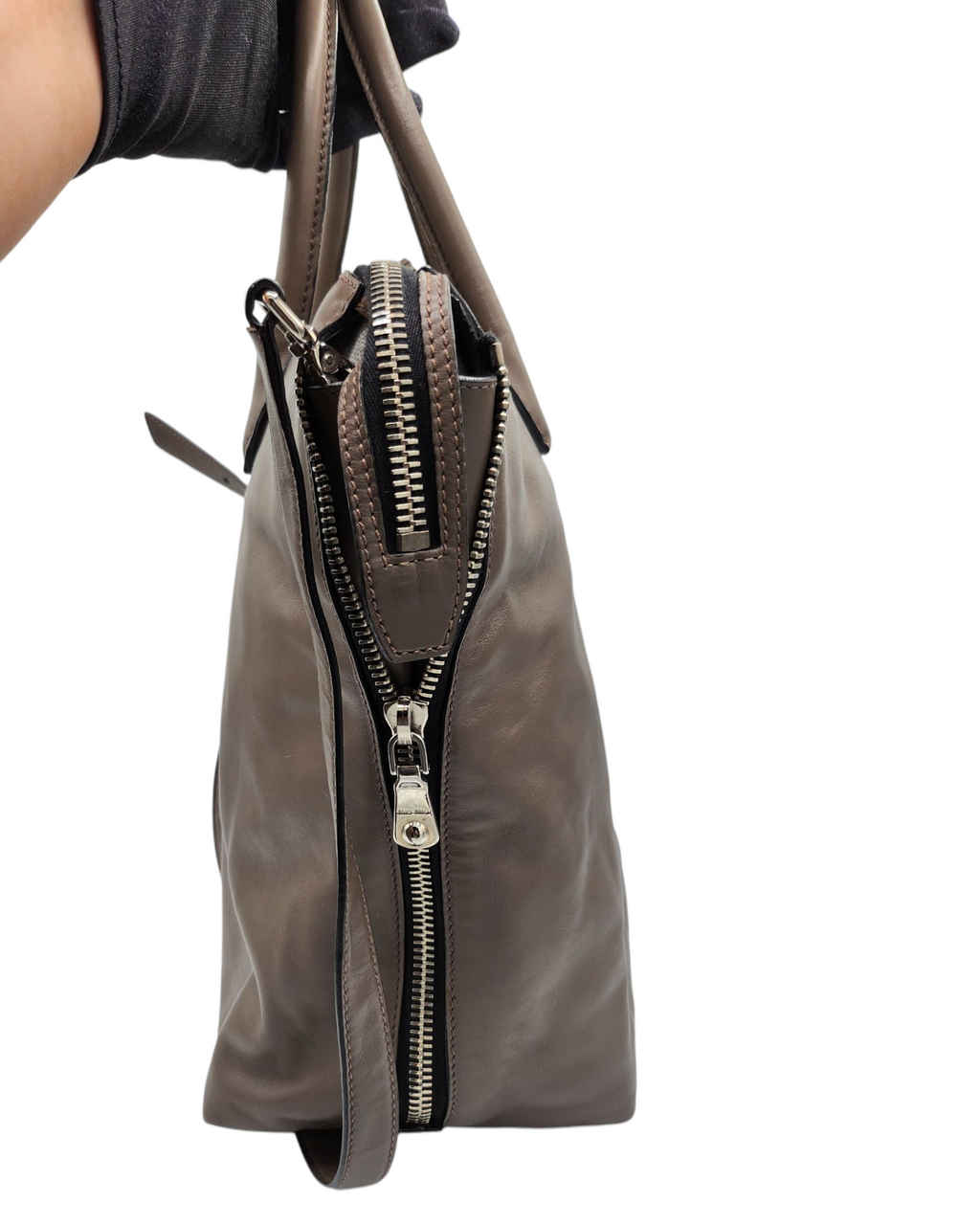 Miu Miu Shopper Crossbody