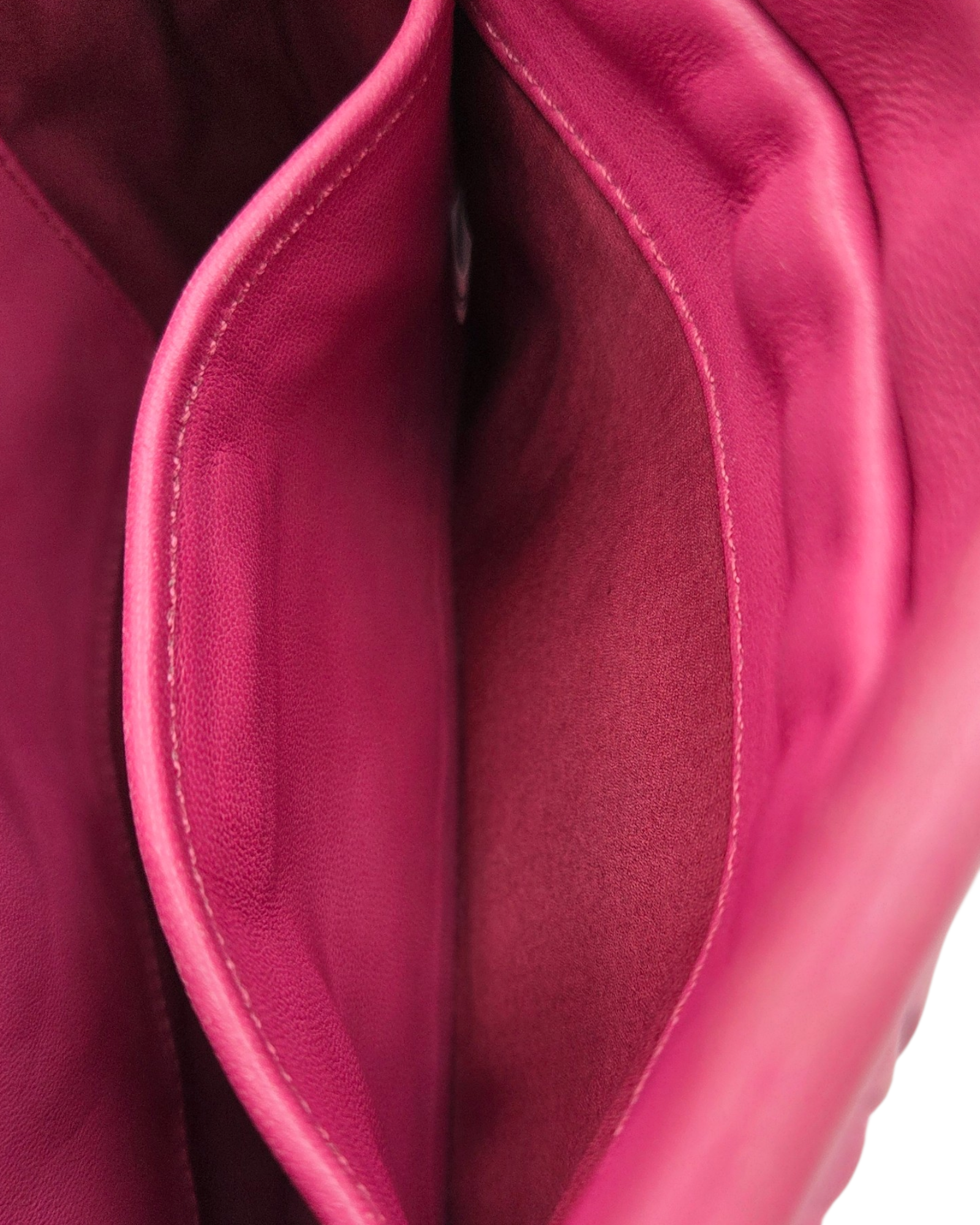 Miu Miu Matelasse Crossbody Tasche Fuchsia