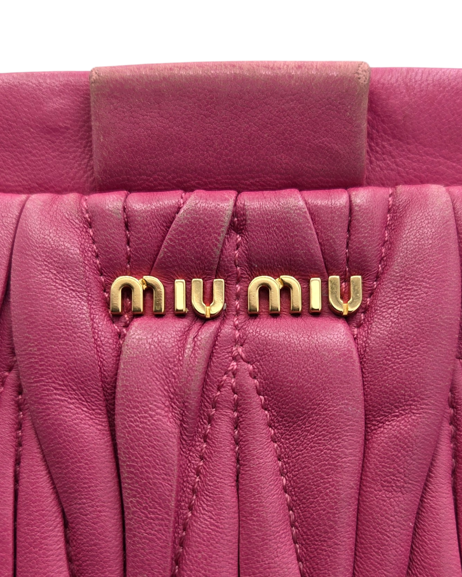Miu Miu Matelasse Crossbody Tasche Fuchsia