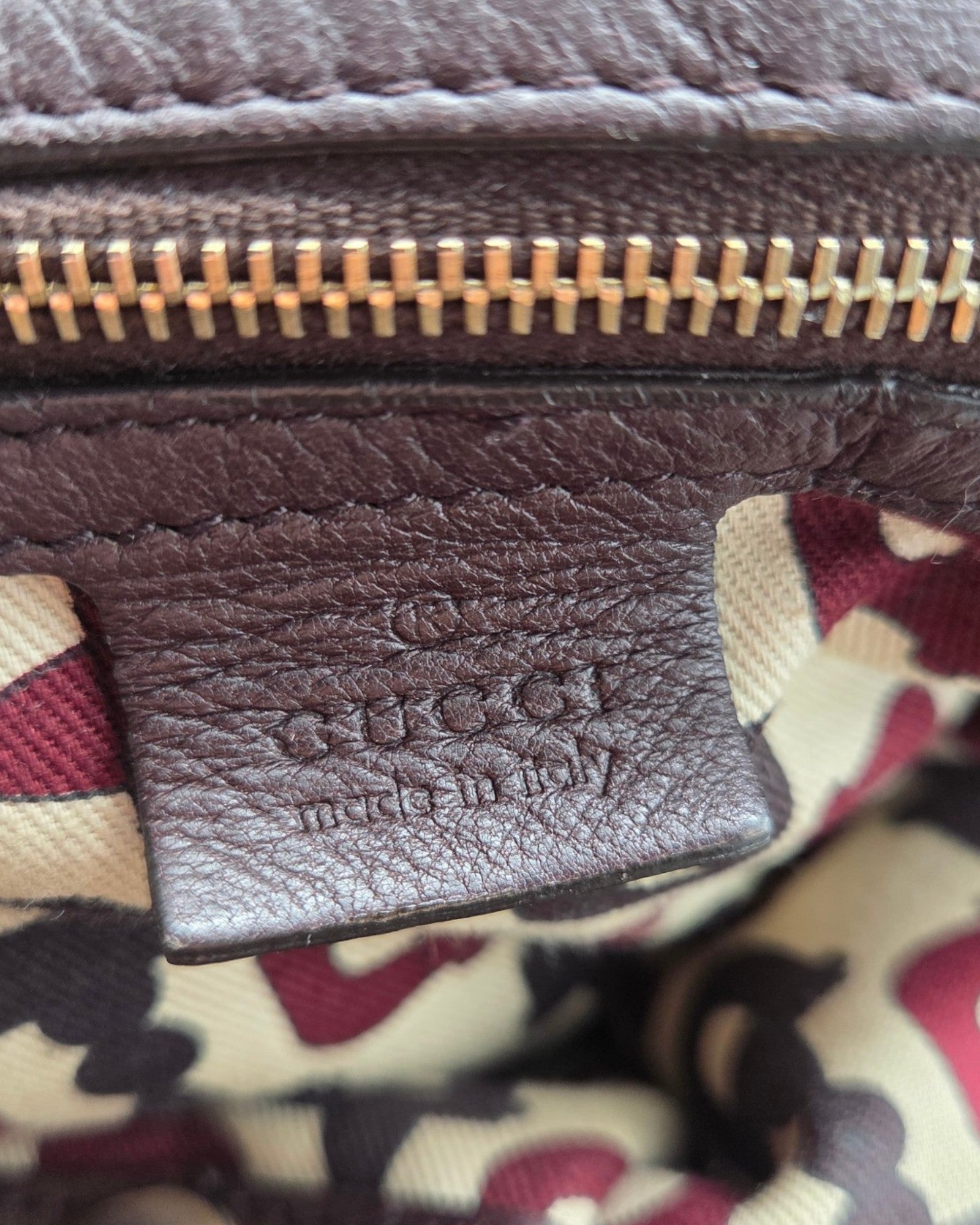 Gucci Guccissima Pelham Hobo Bag Braun Leder