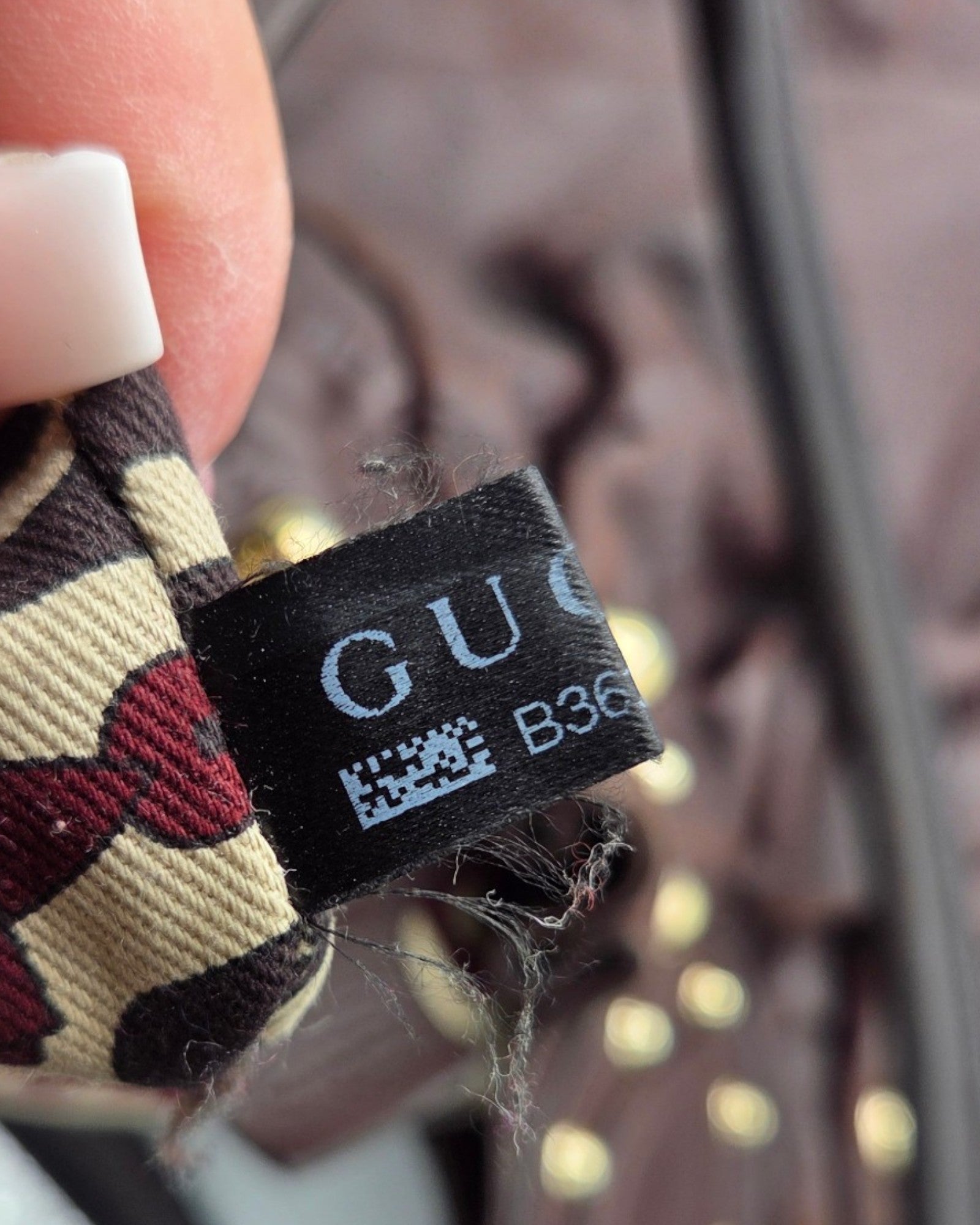 Gucci Guccissima Pelham Hobo Bag Braun Leder