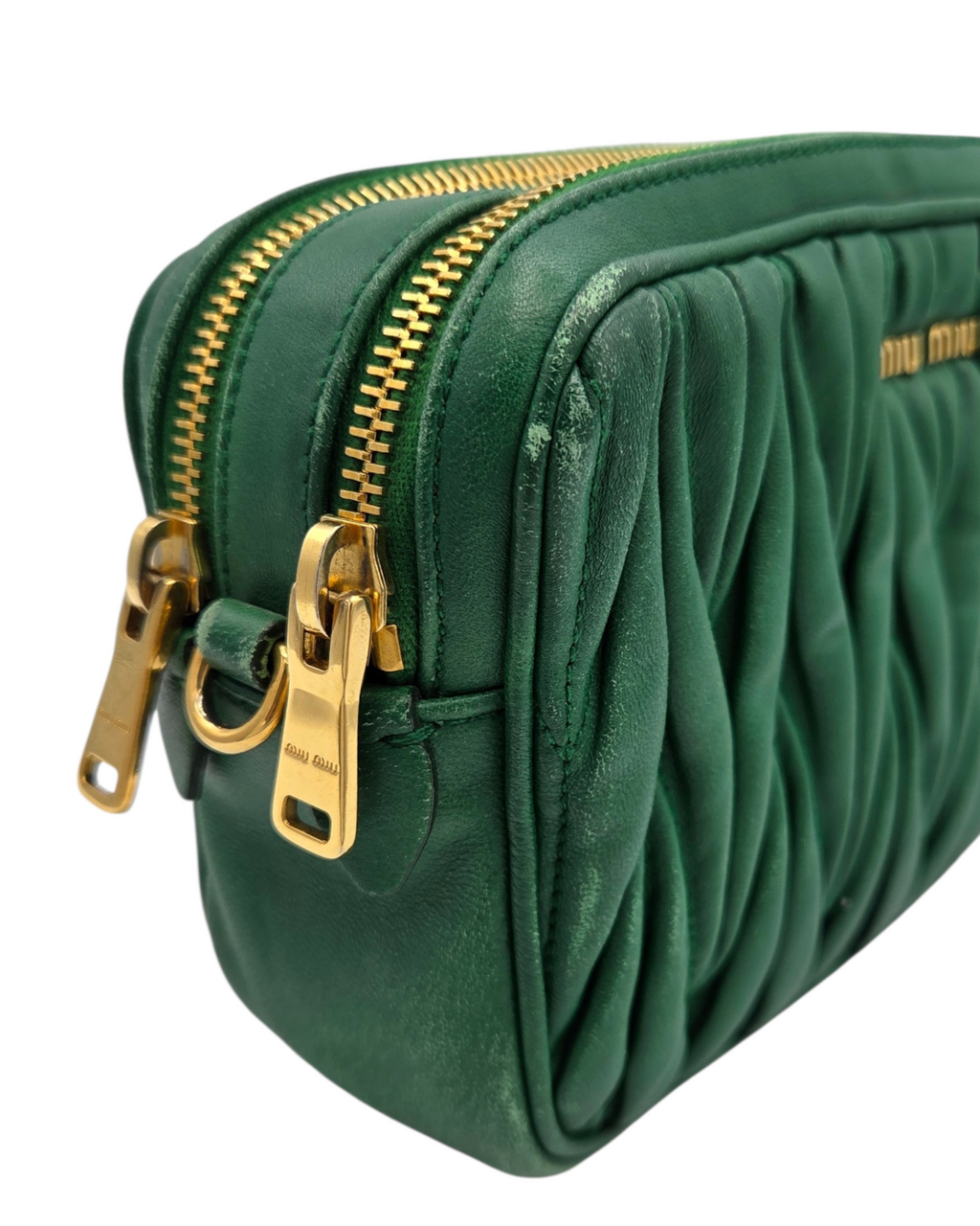 Miu Miu Matelasse Crossbody Tasche